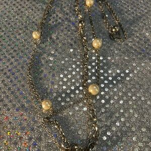 Elegant Silver and Pearl Necklace